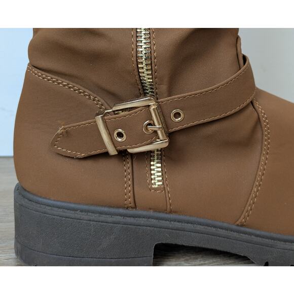 NEW Cherokee Womens Tall Boots 8 Brown Slouchy Knit Cuff Zip Buckle Lug Sole - Picture 2 of 12